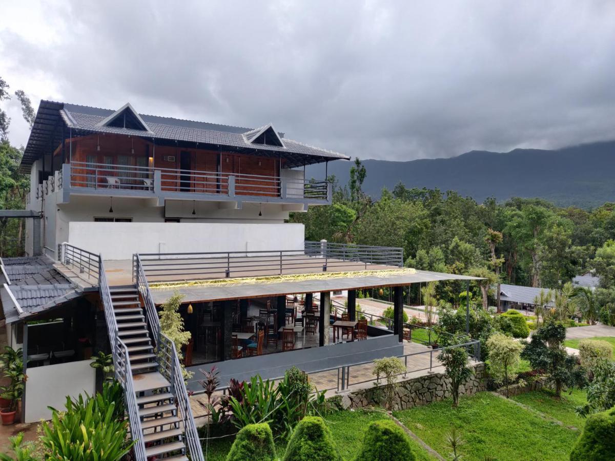 The Blossom Resort - Chikmagalūr Esterno foto