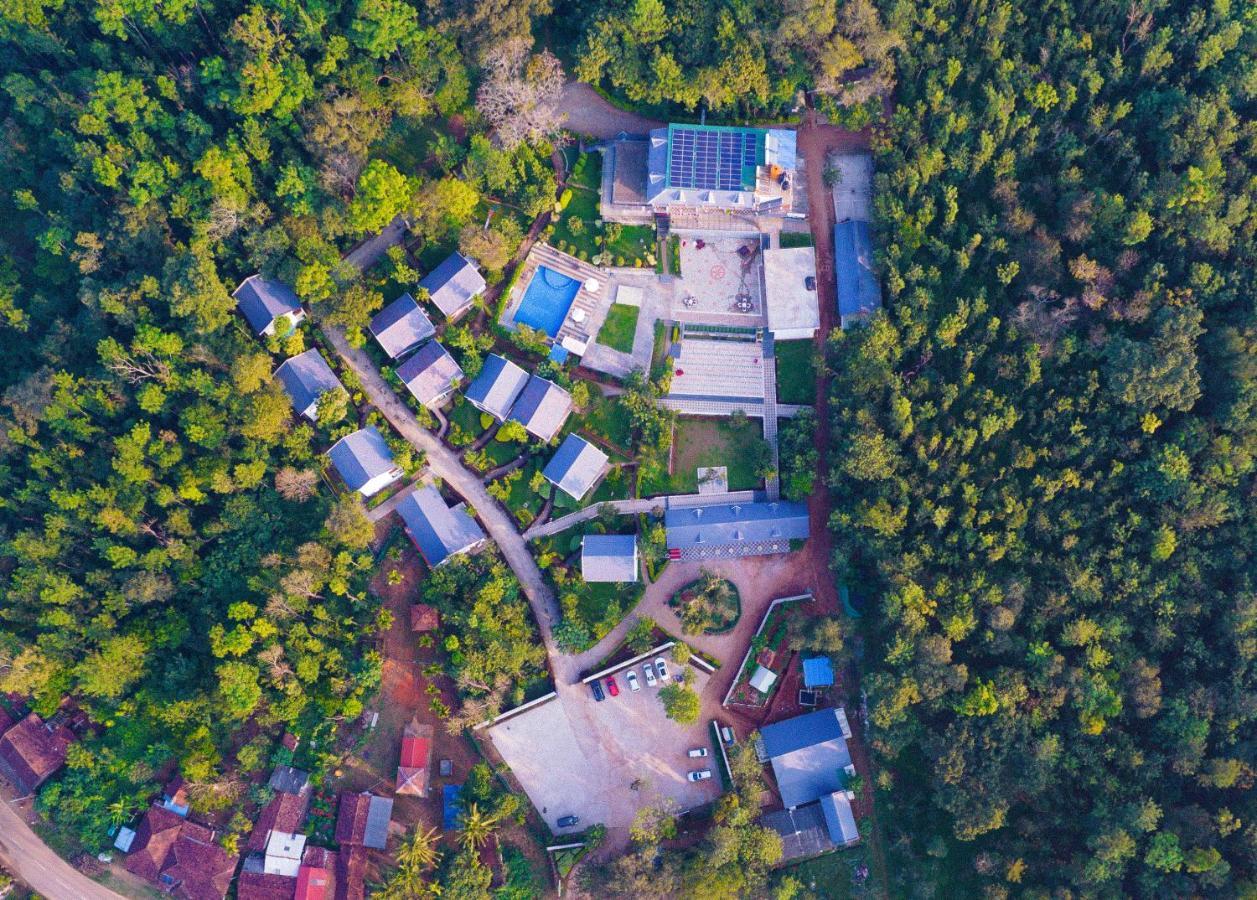 The Blossom Resort - Chikmagalūr Esterno foto